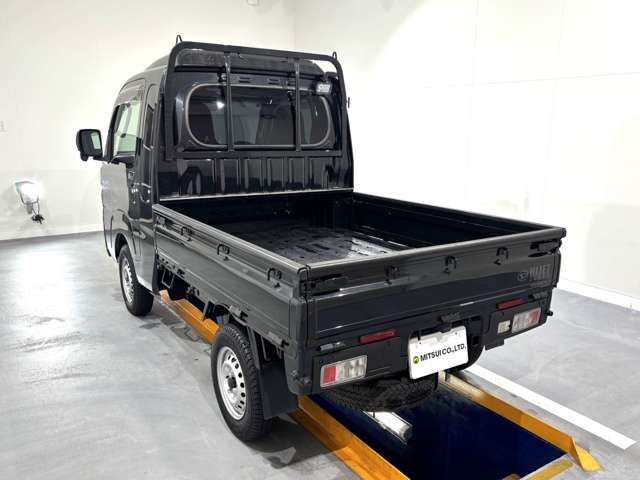 DAIHATSU HIJET truck 4WD 2022