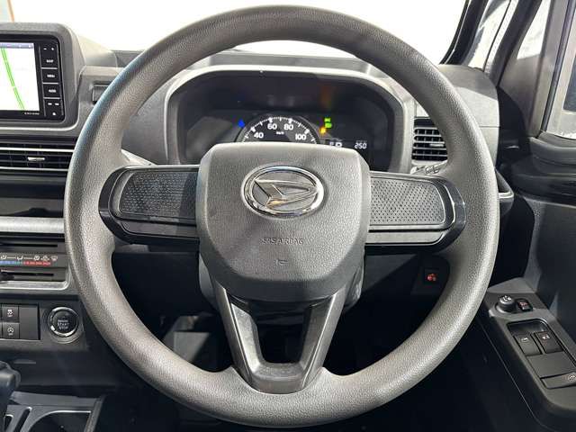 DAIHATSU HIJET truck 4WD 2022