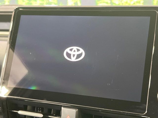 TOYOTA VOXY HYBRID 2023