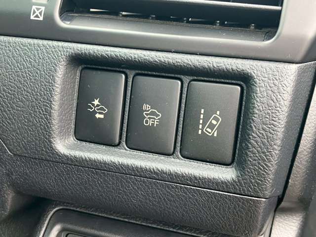 TOYOTA CAMRY HYBRID 2015