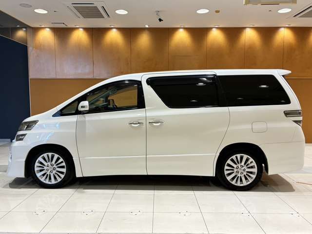 TOYOTA VELLFIRE 4WD 2013