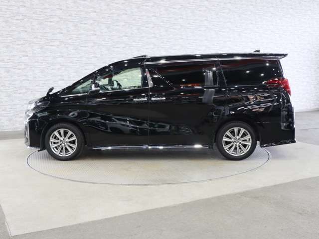 TOYOTA ALPHARD 2020