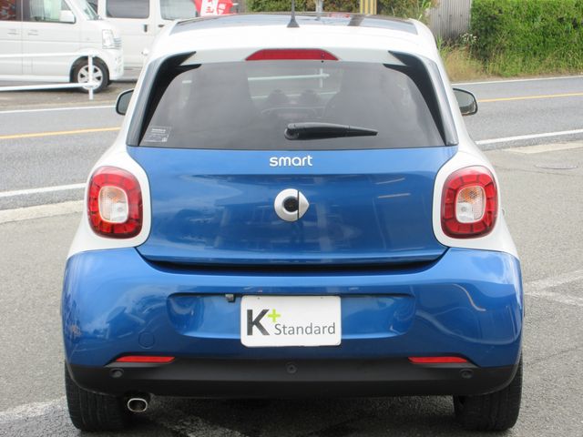 MCC SMART FORFOUR 2016