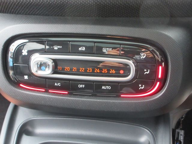 MCC SMART FORFOUR 2016