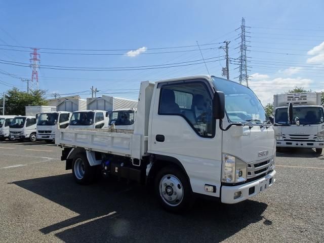 ISUZU ELF 2023