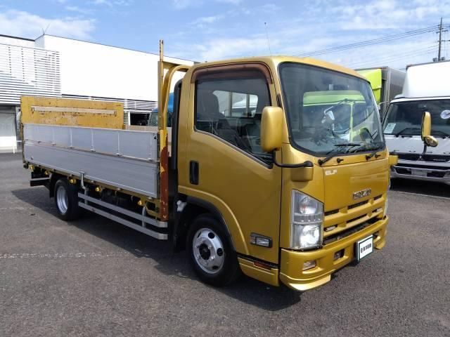 ISUZU ELF 2013