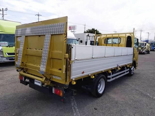 ISUZU ELF 2013