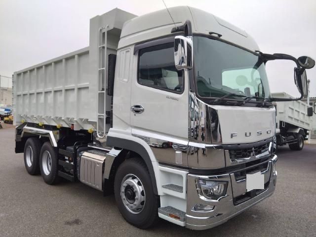 MITSUBISHI FUSOU SUPER GREAT 2024