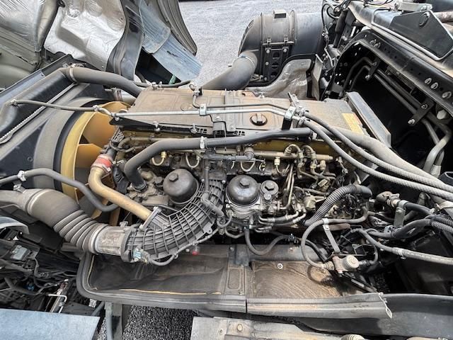 MITSUBISHI FUSOU SUPER GREAT 2019