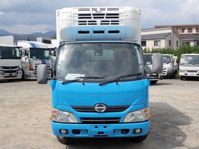 HINO DUTRO 2013