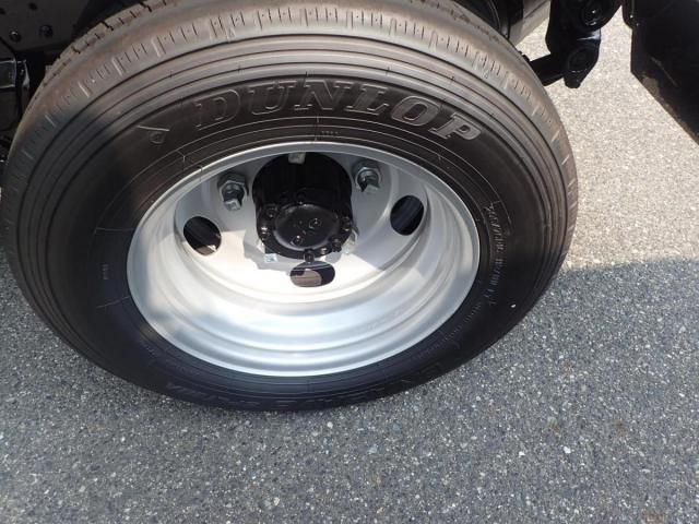 MITSUBISHI CANTER 2025