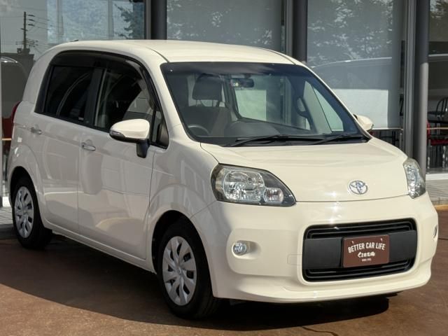 TOYOTA PORTE 2013