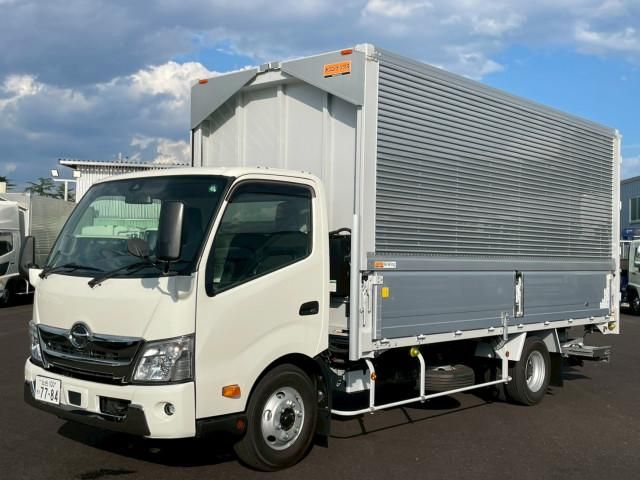 HINO DUTRO 2025