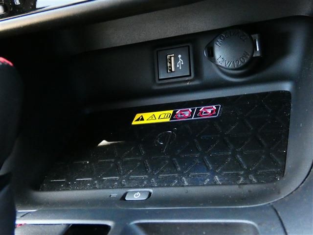 TOYOTA RAV4 PHV 2023