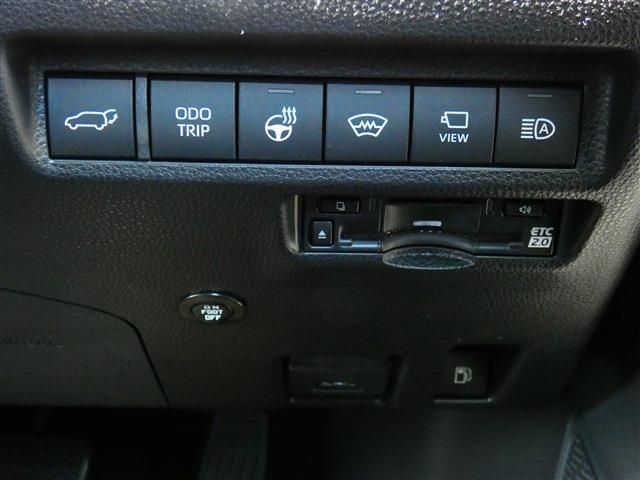 TOYOTA RAV4 PHV 2023