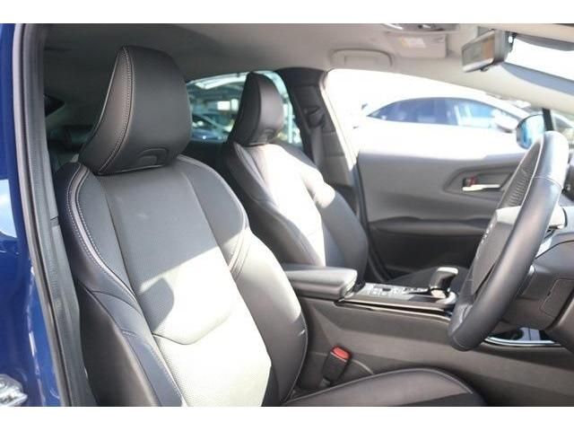 TOYOTA PRIUS PHV 2023