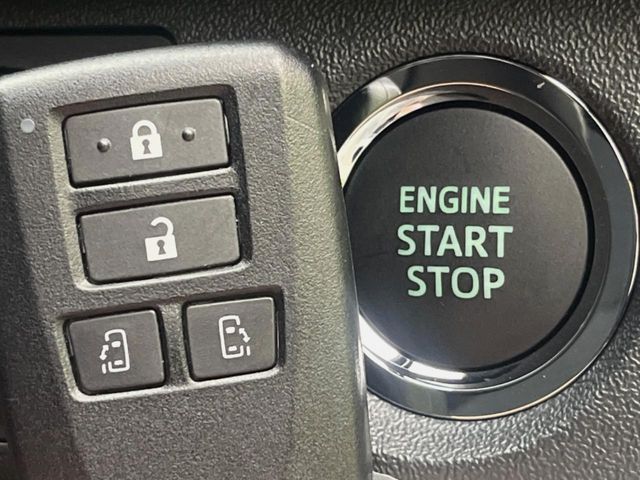 TOYOTA HIACE van 2WD 2025