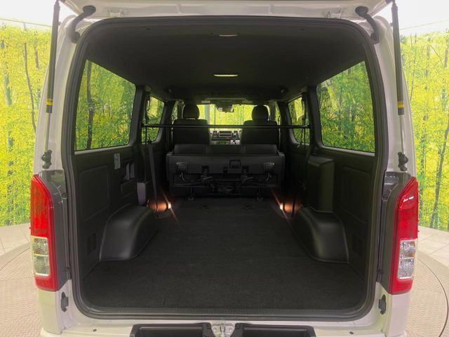 TOYOTA HIACE van 2WD 2025