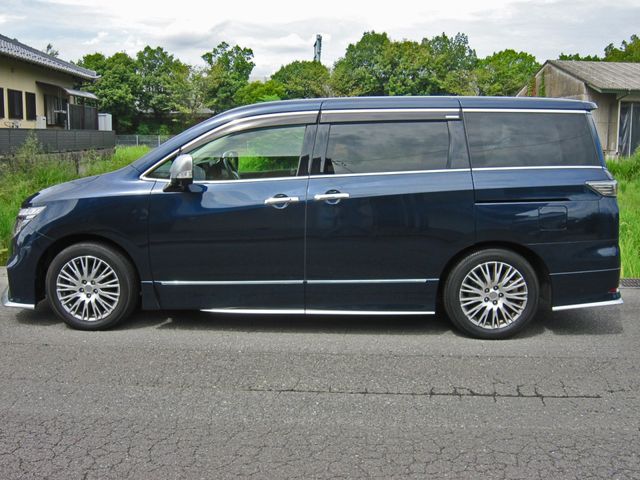NISSAN ELGRAND  4WD 2021