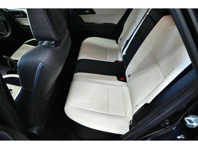 TOYOTA AURIS HYBRID 2016