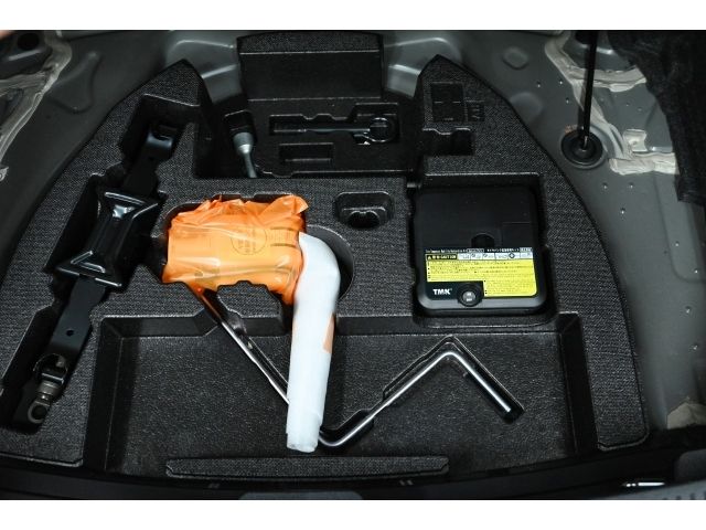 TOYOTA AURIS HYBRID 2016