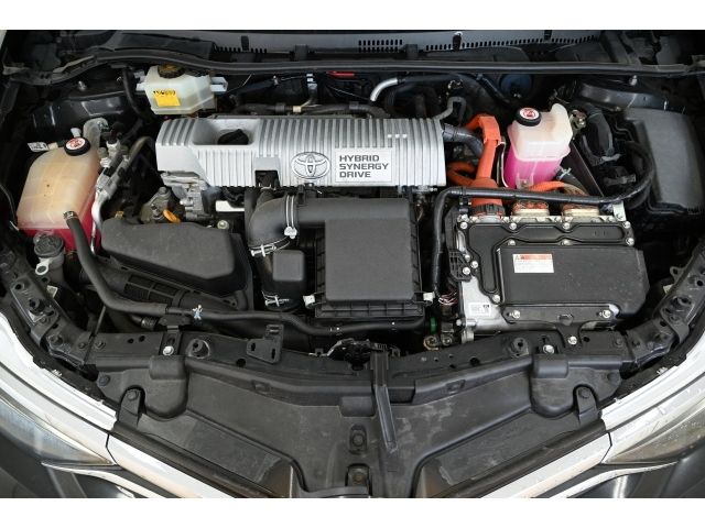 TOYOTA AURIS HYBRID 2016