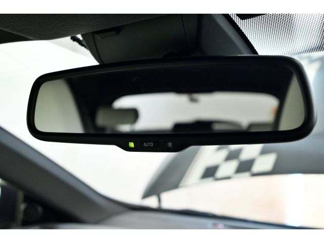 TOYOTA AURIS HYBRID 2016