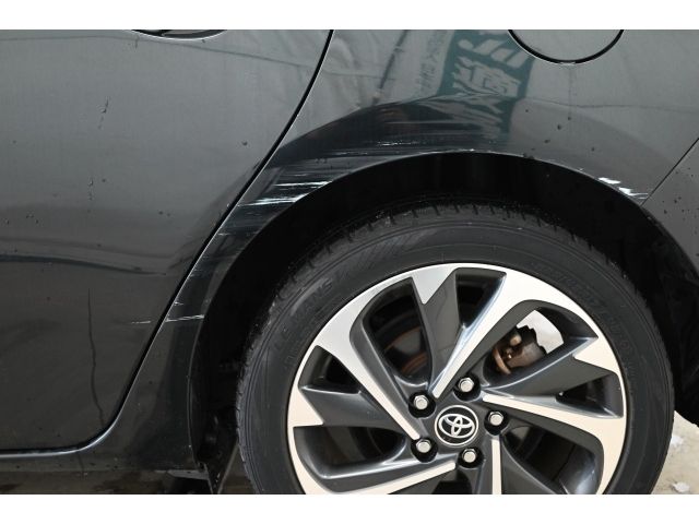 TOYOTA AURIS HYBRID 2016