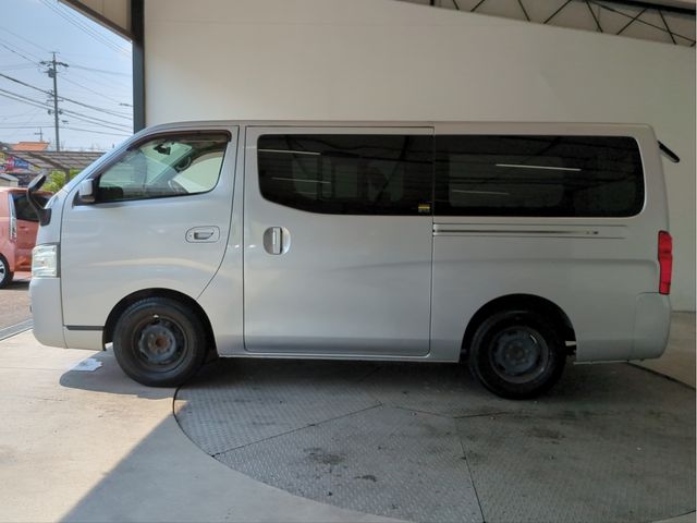 NISSAN NV350 CARAVAN 2012
