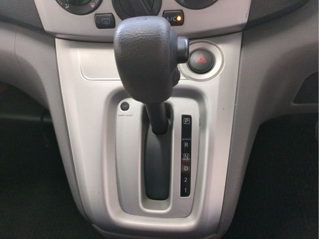 MITSUBISHI DELICA D:3 2017