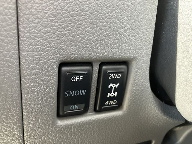 NISSAN NV350 CARAVAN 4WD 2019