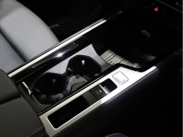 VOLKSWAGEN VOLKSWAGEN PASSAT wagon  4WD 2025