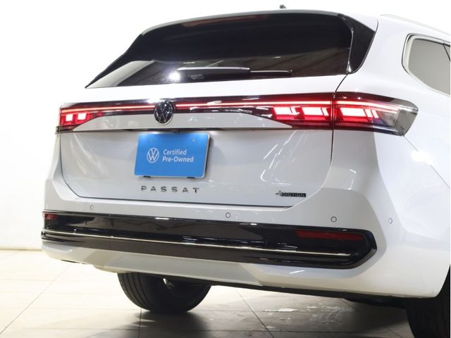 VOLKSWAGEN VOLKSWAGEN PASSAT wagon  4WD 2025