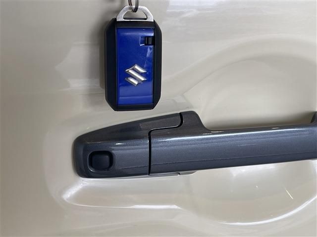 SUZUKI Spacia GEAR 2022