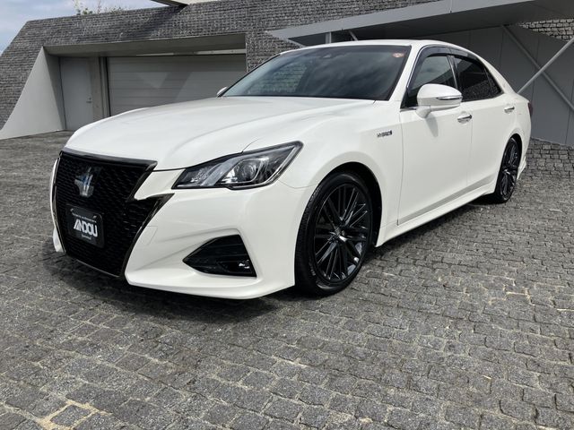 TOYOTA CROWN sedan hybrid 2018