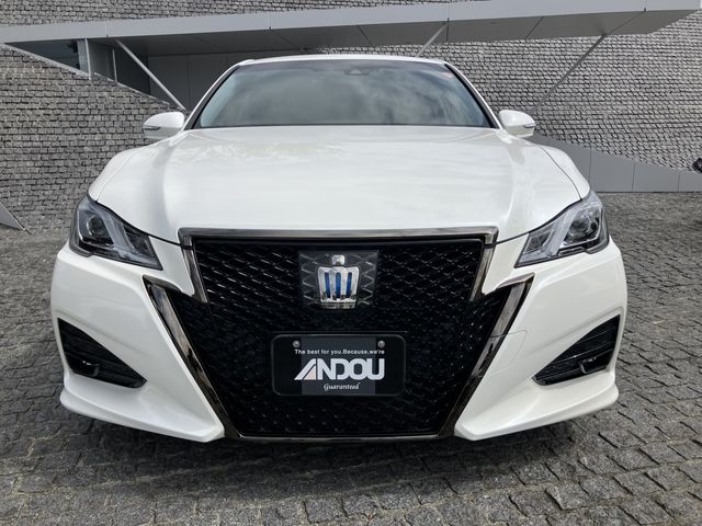 TOYOTA CROWN sedan hybrid 2018