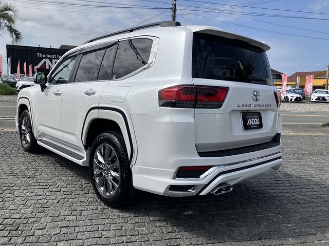 TOYOTA LANDCRUISER wagon 2024