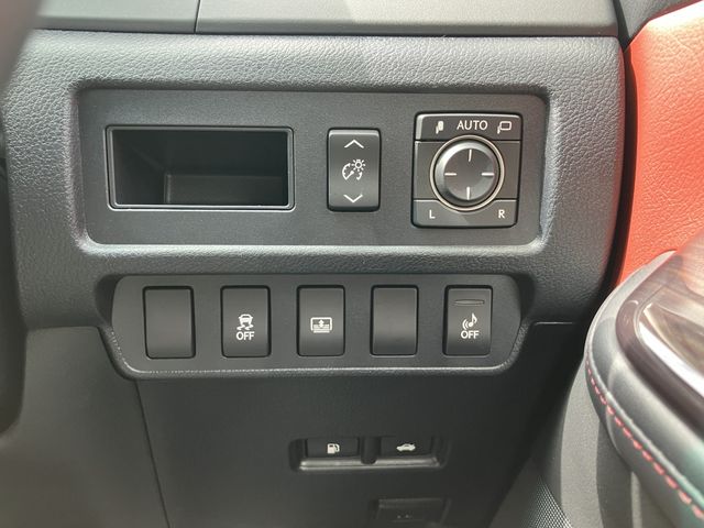 TOYOTA LEXUS HS250h 2013