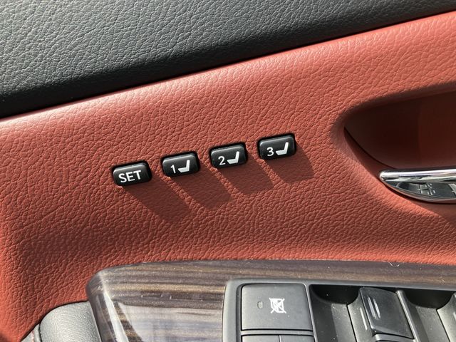 TOYOTA LEXUS HS250h 2013