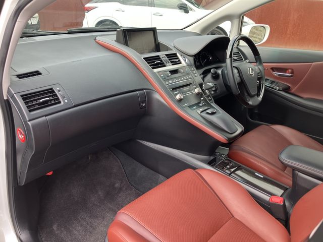 TOYOTA LEXUS HS250h 2013