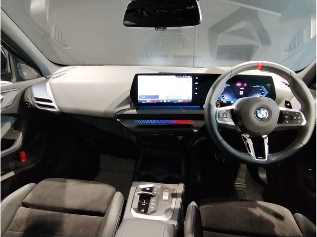 BMW BMW 1series 2024