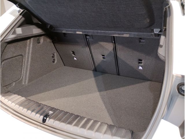 BMW BMW 1series 2024