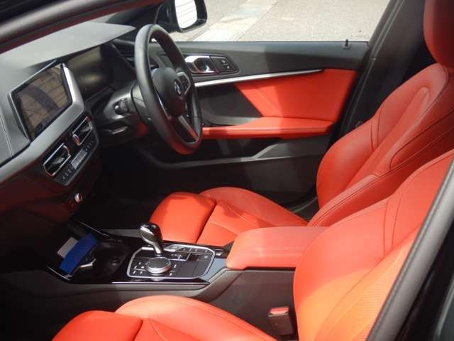 BMW BMW 1series 2024