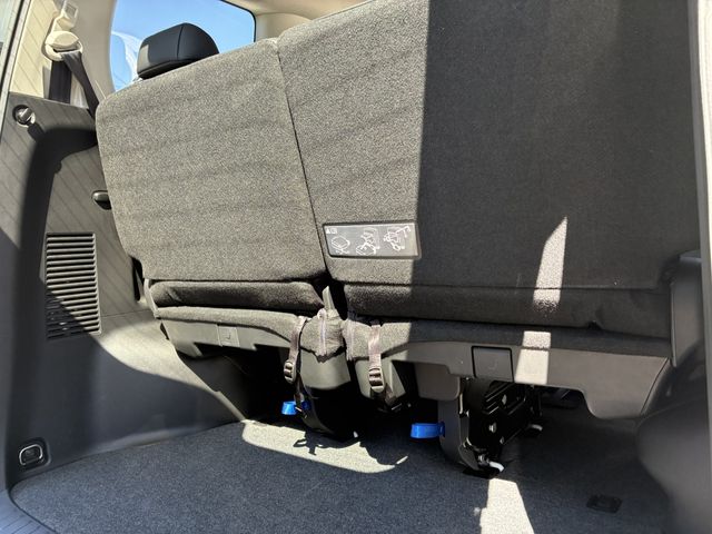 NISSAN SERENA  WG 4WD 2023