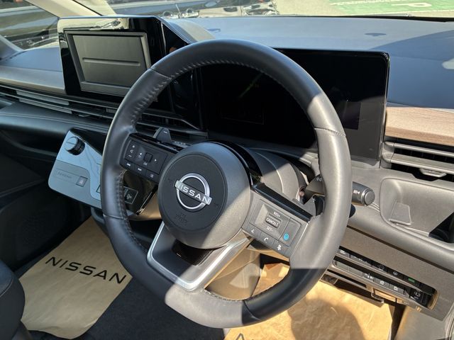 NISSAN SERENA  WG 4WD 2023