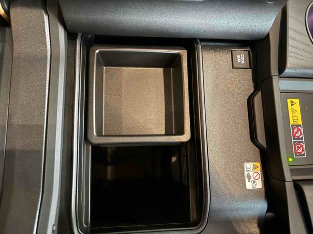 TOYOTA LEXUS LX600 2025