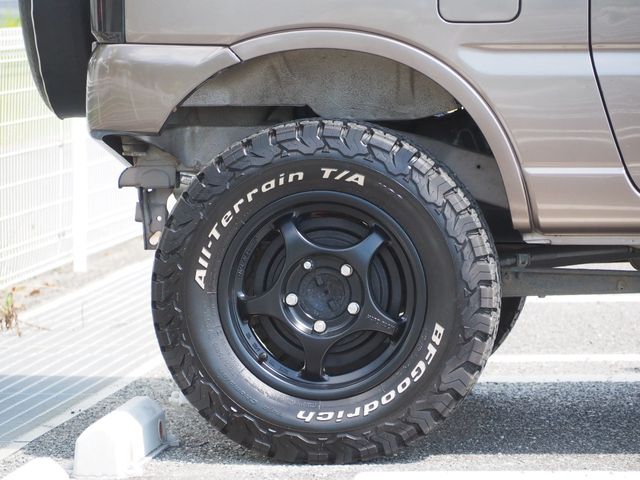 SUZUKI JIMNY 4WD 2013