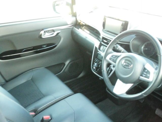 DAIHATSU MOVE CUSTOM 2018