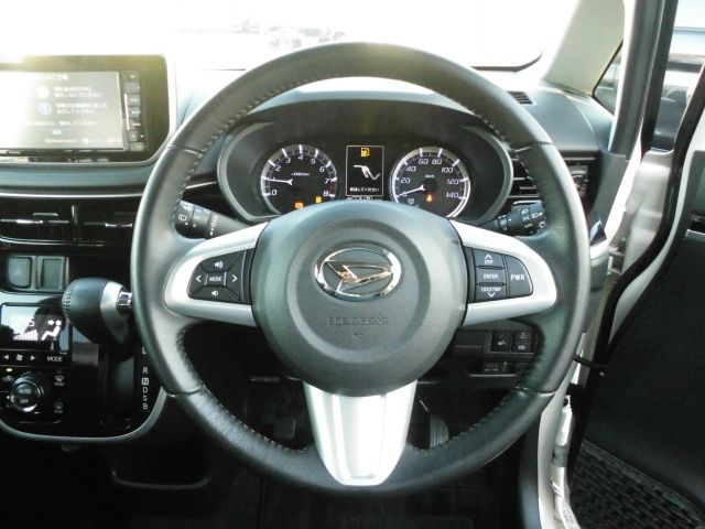 DAIHATSU MOVE CUSTOM 2018