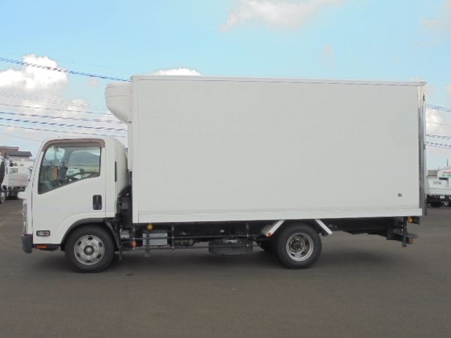 ISUZU ELF 2017